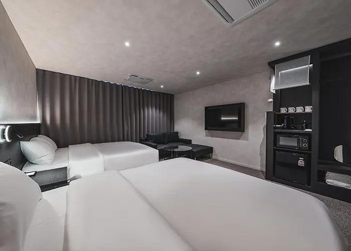 Goyoo & Homes Hotel *